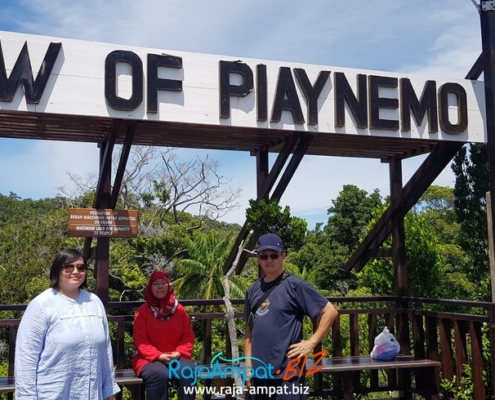 Paket Tour Raja Ampat