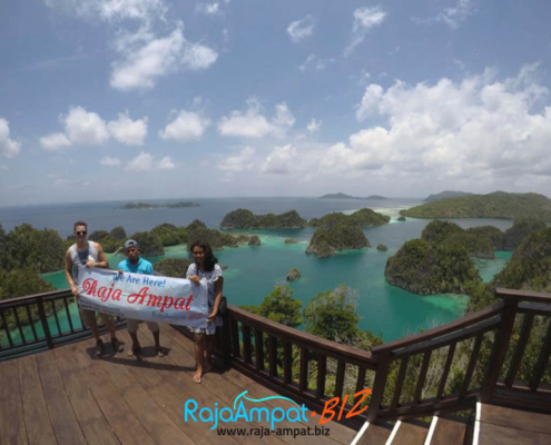 Paket Tour Raja Ampat